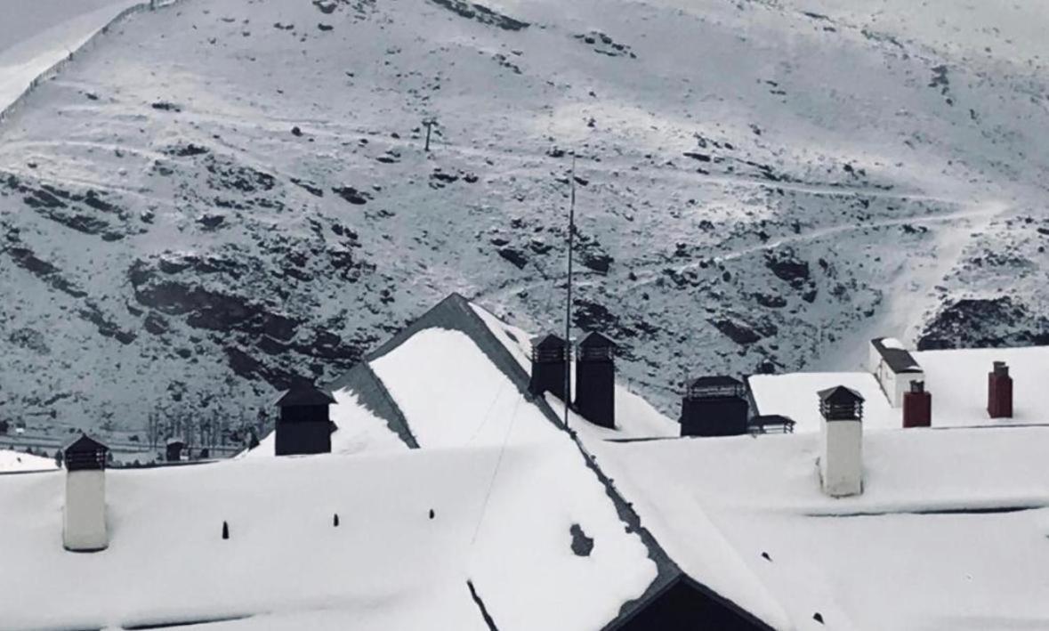 Sierra Nevada Los Alayos Estacion De Esqui Εξωτερικό φωτογραφία